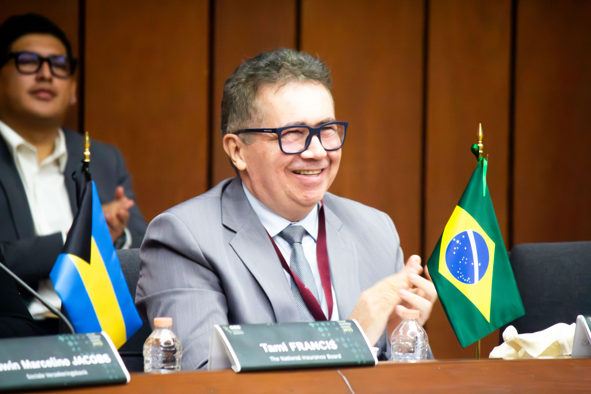 Fotografía oficial de Emanuel de Araújo Dantas, nuevo director del CIESS