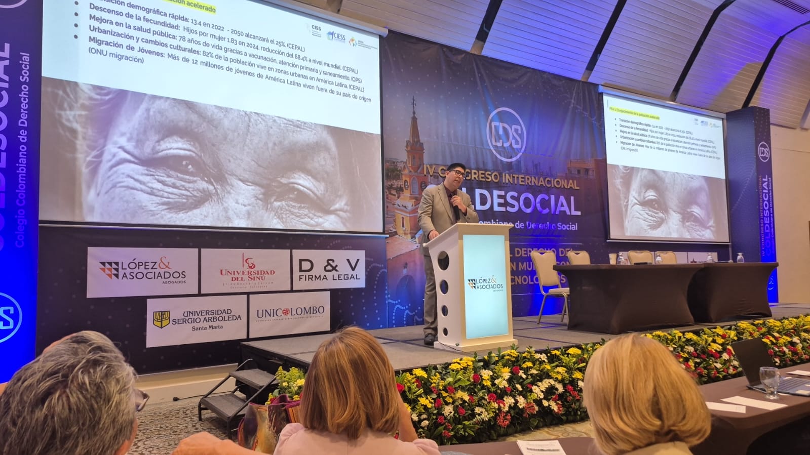 Representantes de CIESS y COLDESOCIAL durante el IV Congreso Internacional.